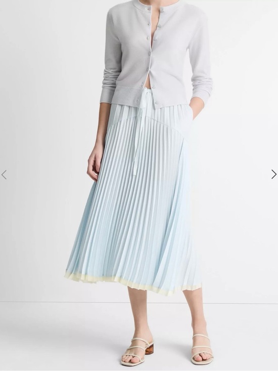 Vince Dresses & Skirts - NWT Vince Pleated Midi Skirt in Light Blue with pockets Retails $448 Size XL